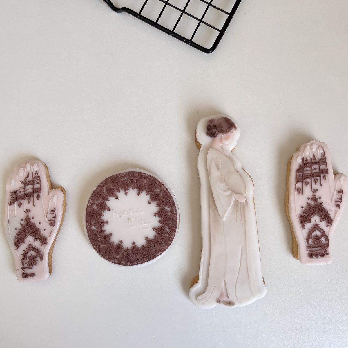 Biscuits décorés aux motifs de henné